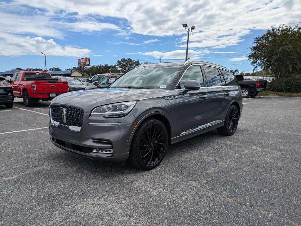 Used 2022 Lincoln Aviator Reserve w/ Equipment Group 201A RWD image 8