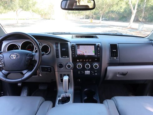 Used 2013 Toyota Sequoia Limited AWD/4WD image 25