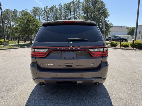 Used 2017 Dodge Durango GT w/ Premium Group RWD image 6