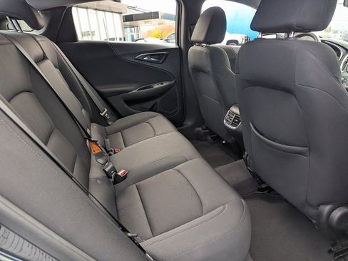 Used 2023 Chevrolet Malibu LT image 30