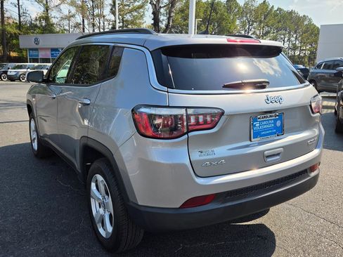 Used 2020 Jeep Compass Latitude w/ Popular Equipment Group image 4