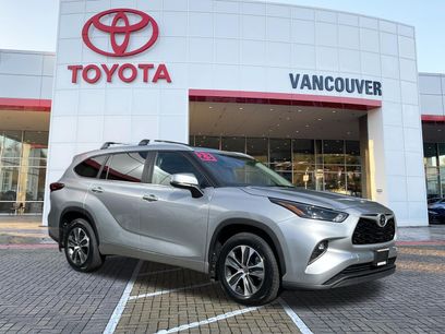 Used 2023 Toyota Highlander XLE