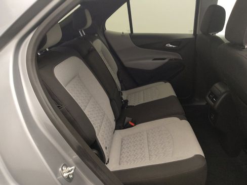 Used 2024 Chevrolet Equinox LT AWD/4WD image 19