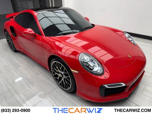 Used 2015 Porsche 911 Turbo S image 31