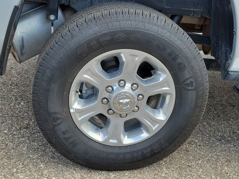 Used 2026 RAM 2500 Big Horn AWD/4WD image 5