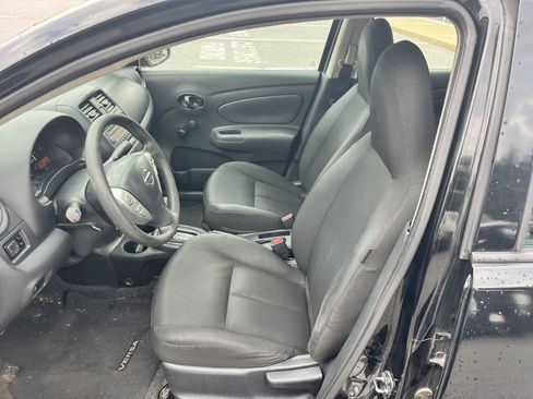 Used 2017 Nissan Versa S Plus FWD image 11