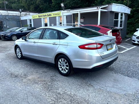 Used 2016 Ford Fusion S image 5