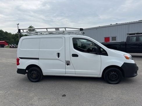 Used 2017 Nissan NV200 S w/ Cruise Control Package image 4