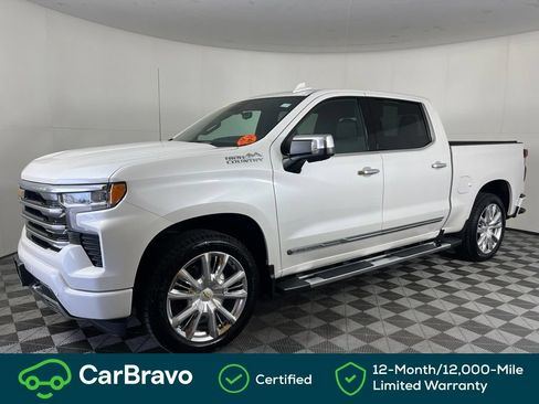 Used 2023 Chevrolet Silverado 1500 High Country w/ High Country Premium Package AWD/4WD image 13
