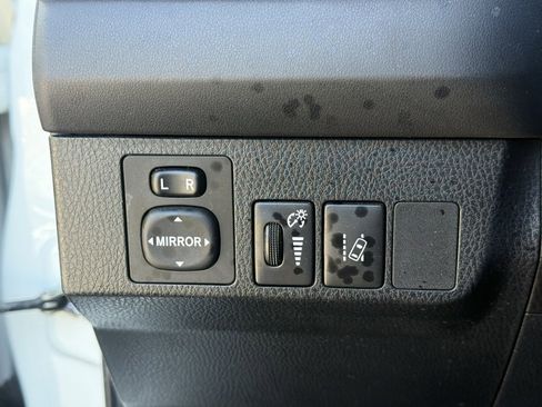 Used 2018 Toyota RAV4 LE w/ All Weather Liner Package image 16