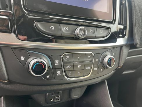 Used 2021 Chevrolet Traverse Premier w/ LPO, Cargo Package image 29