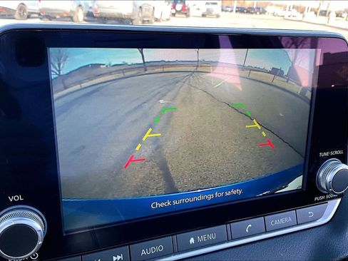 Used 2023 Nissan Sentra SR w/ Electronics Package image 23