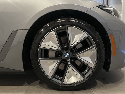 Used 2025 BMW i4 xDrive40i w/ Premium Package AWD/4WD image 10