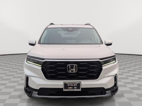Used 2023 Honda Pilot Elite image 8