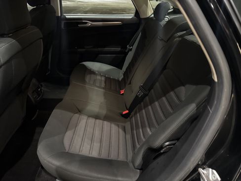 Certified 2018 Ford Fusion SE image 35