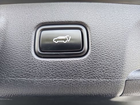 Used 2021 Hyundai Palisade Limited image 15