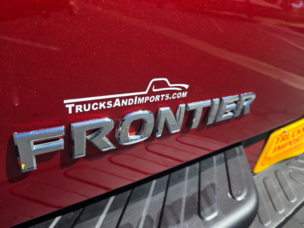 Used 2014 Nissan Frontier Desert Runner RWD image 6