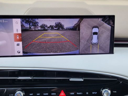 New 2026 Genesis GV70 2.5T Advanced image 12