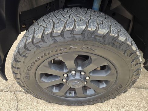 Used 2019 RAM 2500 Laramie w/ Night Edition AWD/4WD image 7
