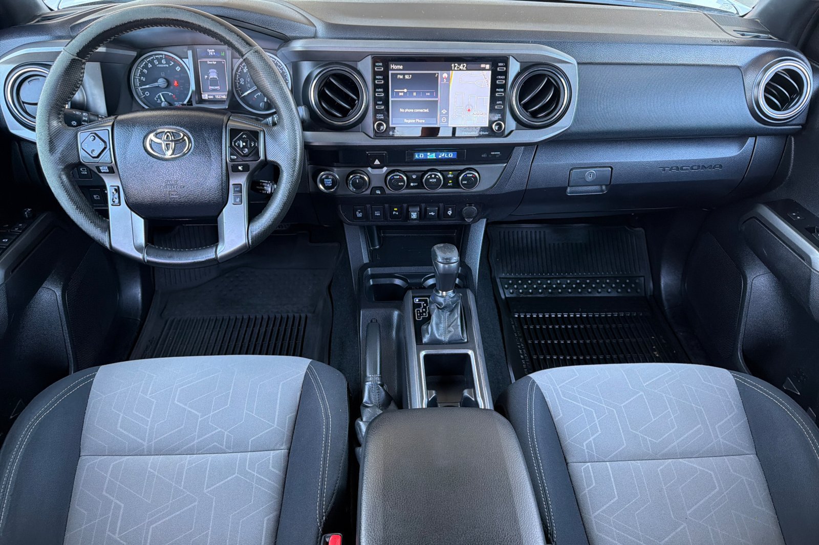 Used 2023 Toyota Tacoma TRD Sport w/ Advanced Technology Package AWD/4WD image 17