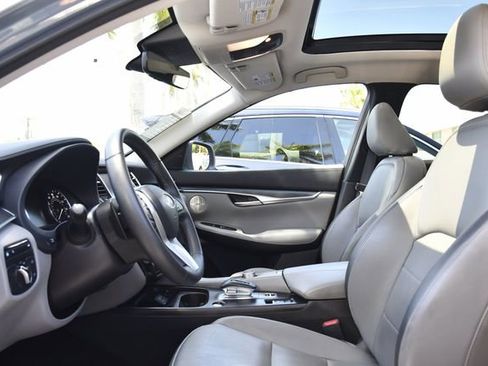 Used 2025 INFINITI QX50 Luxe AWD/4WD image 19
