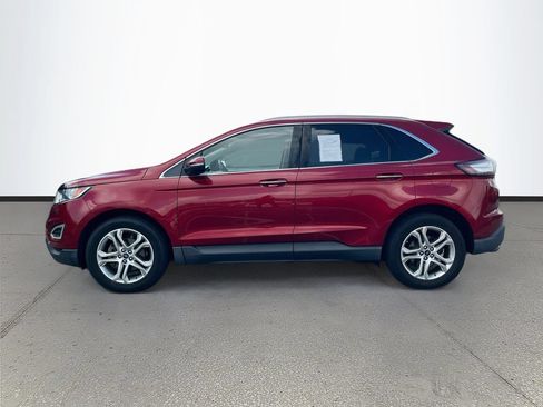 Used 2017 Ford Edge Titanium w/ Technology Package FWD image 4