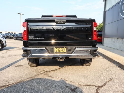 Used 2024 Chevrolet Silverado 1500 LT AWD/4WD image 5