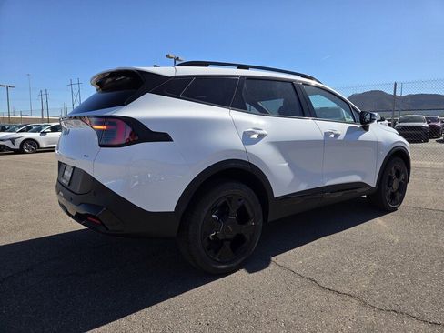 New 2026 Kia Sportage X-Line w/ X-Line Premium Package image 3