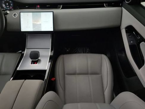 Used 2024 Land Rover Range Rover Evoque S AWD/4WD image 69