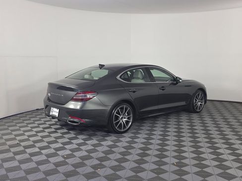 Used 2025 Genesis G70 2.5T RWD image 7