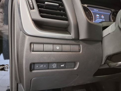 Used 2025 Nissan Rogue SV FWD image 21