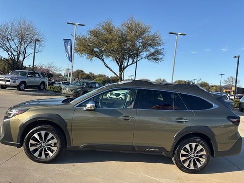 Used 2025 Subaru Outback Touring image 6
