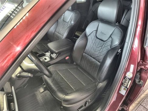 Used 2023 Kia Telluride EX X-Line image 11