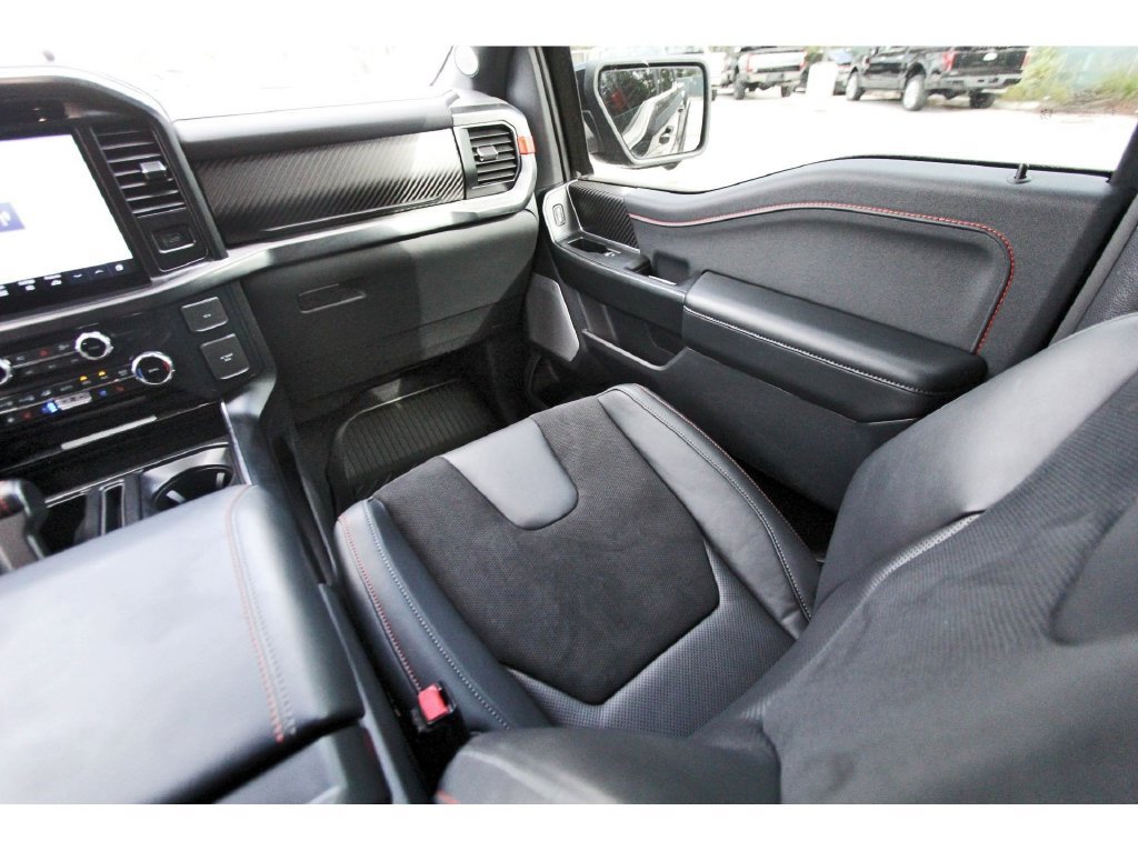 Used 2025 Ford F150 Raptor AWD/4WD image 12