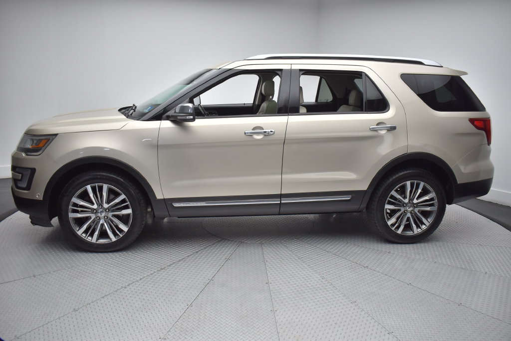 Used 2017 Ford Explorer Platinum AWD/4WD image 6