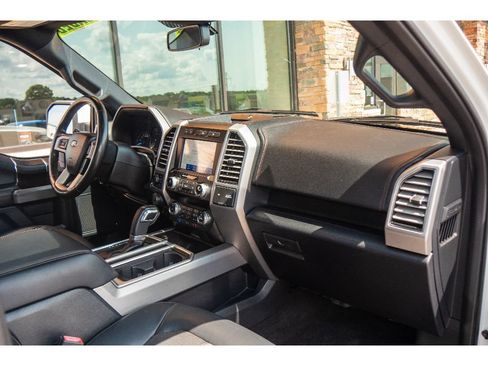 Used 2020 Ford F150 Platinum w/ Equipment Group 701A Luxury AWD/4WD image 16