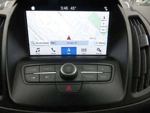 Used 2017 Ford Escape SE w/ Equipment Group 201A image 16