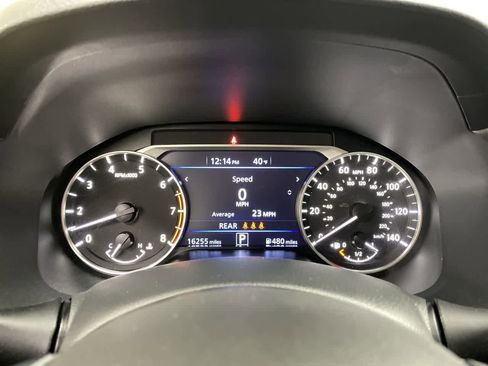 Used 2025 Nissan Altima 2.5 SV image 28