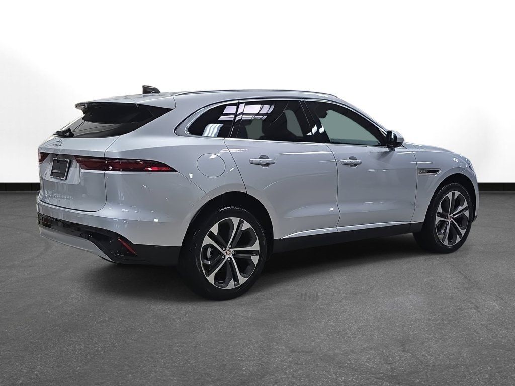 Used 2023 Jaguar F-PACE S AWD/4WD image 5