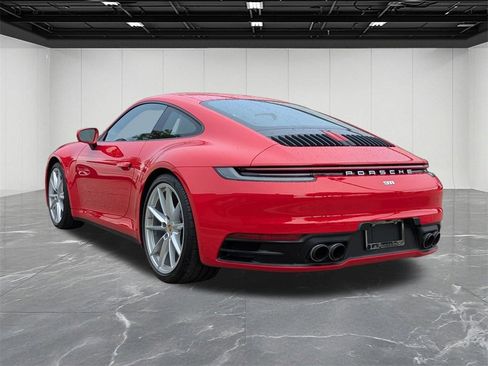 Used 2024 Porsche 911 Carrera w/ Premium Package image 3