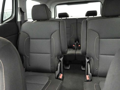 Used 2023 GMC Acadia SLE w/ Driver Convenience Package image 15