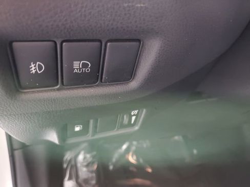 Certified 2019 Toyota C-HR Limited image 19