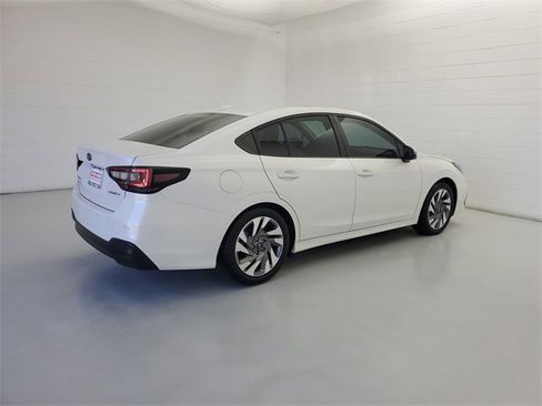 Used 2024 Subaru Legacy Limited image 5
