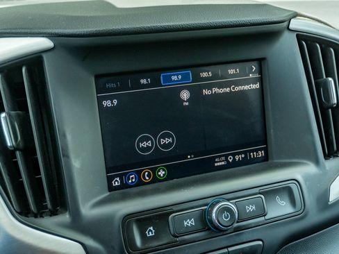 Used 2024 GMC Terrain SLE w/ Driver Convenience Package FWD image 23