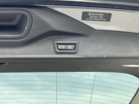 Used 2023 BMW X7 xDrive40i w/ Executive Package image 29