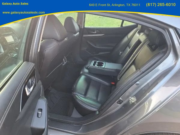 Used 2017 Nissan Maxima 3.5 SL FWD image 10