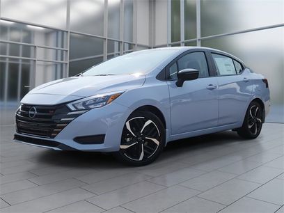New 2025 Nissan Versa SR w/ Trunk Package