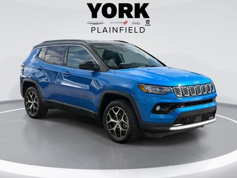 Used 2024 Jeep Compass Limited AWD/4WD image 3