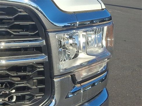 Used 2023 RAM 3500 Tradesman w/ Chrome Appearance Group image 9