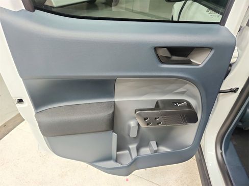 New 2026 Ford Maverick XL image 32